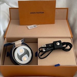 Louis Vuitton Horizon Wireless earphones